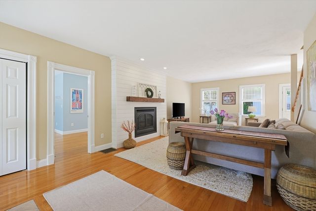 34 Preston St, Dedham, MA 02026