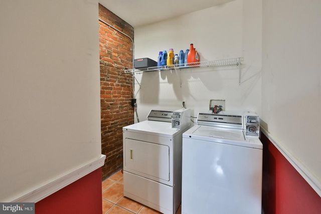 1541 W THOMPSON ST, Philadelphia, PA 19121