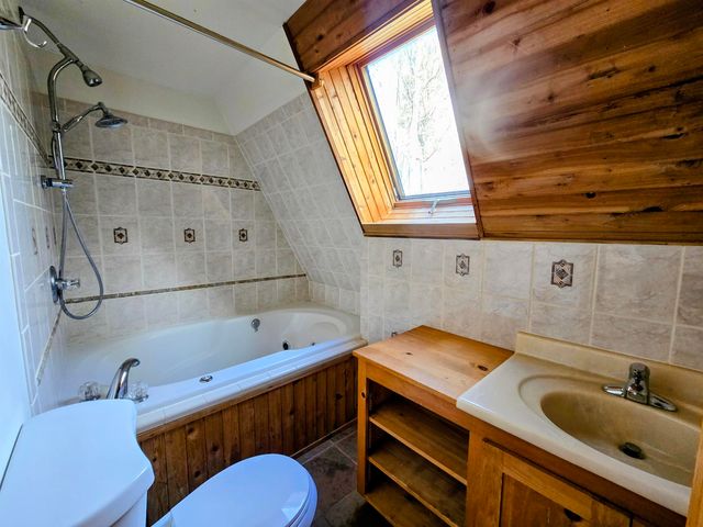 5 Windgate Ter, Haverhill, NH 03785