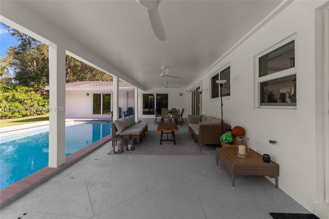 7465 SW 135th St, Pinecrest, FL 33156