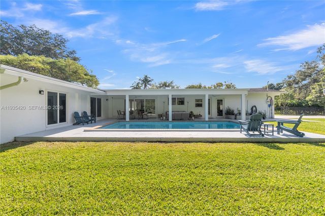 7465 SW 135th St, Pinecrest, FL 33156