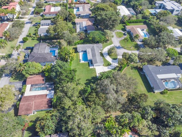 7465 SW 135th St, Pinecrest, FL 33156
