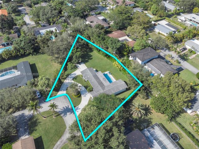 7465 SW 135th St, Pinecrest, FL 33156