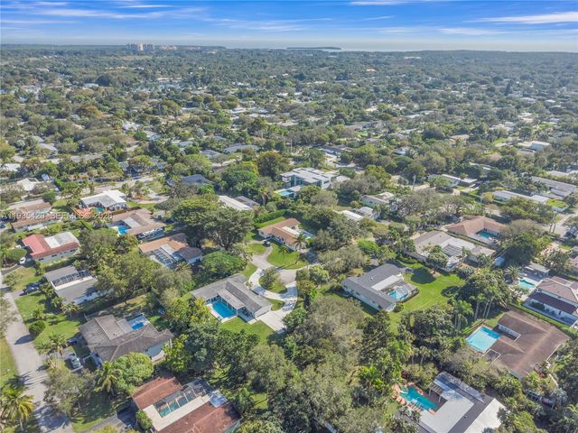 7465 SW 135th St, Pinecrest, FL 33156