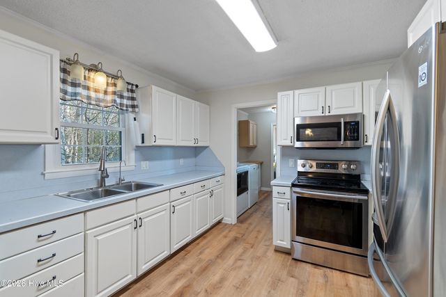 1449 Holden Beach Road SW, Supply, NC 28462