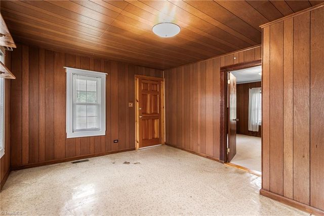 2511 Cid Road, Lexington, NC 27292