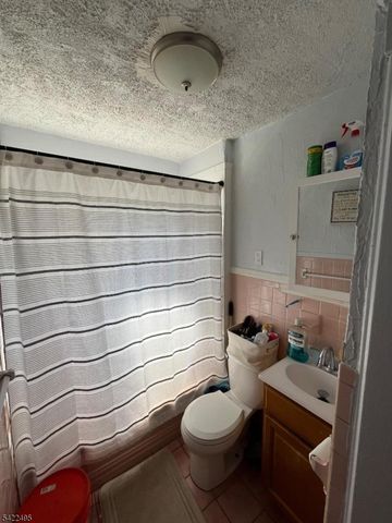 410 Harrison Ave, Roselle Boro, NJ 07203