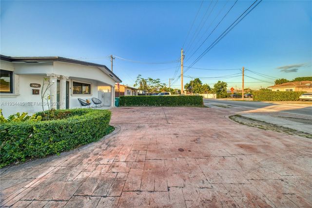 3640 SW 92nd Ave, Miami, FL 33165