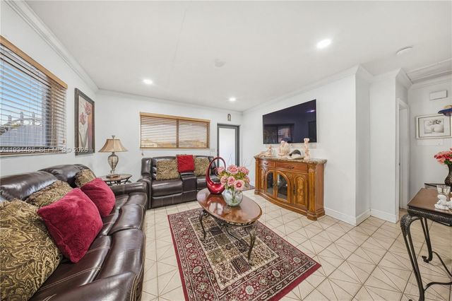 3640 SW 92nd Ave, Miami, FL 33165