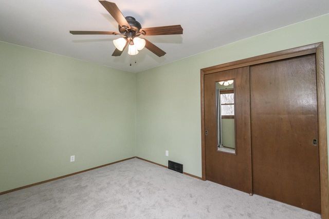 219 Willow COURT, Hartland, WI 53029