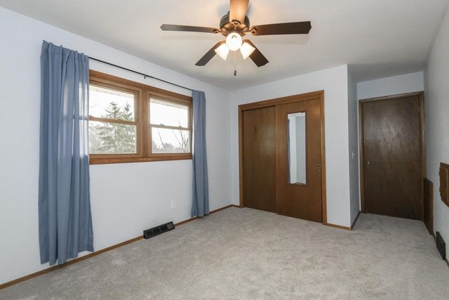 219 Willow COURT, Hartland, WI 53029