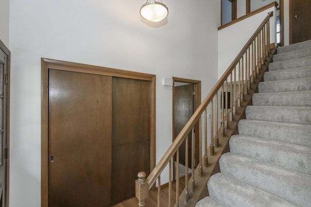 219 Willow COURT, Hartland, WI 53029