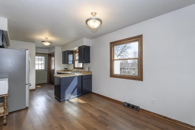 219 Willow COURT, Hartland, WI 53029