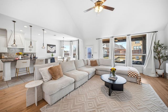 3421 Brighton Drive, Midlothian, TX 76065