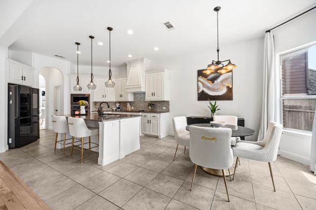 3421 Brighton Drive, Midlothian, TX 76065