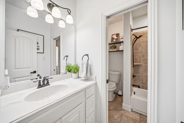 3421 Brighton Drive, Midlothian, TX 76065