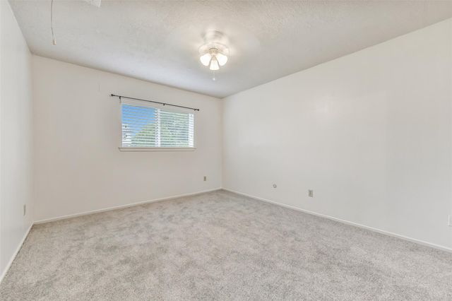 508 E Castle Harbour Drive, Friendswood, TX 77546