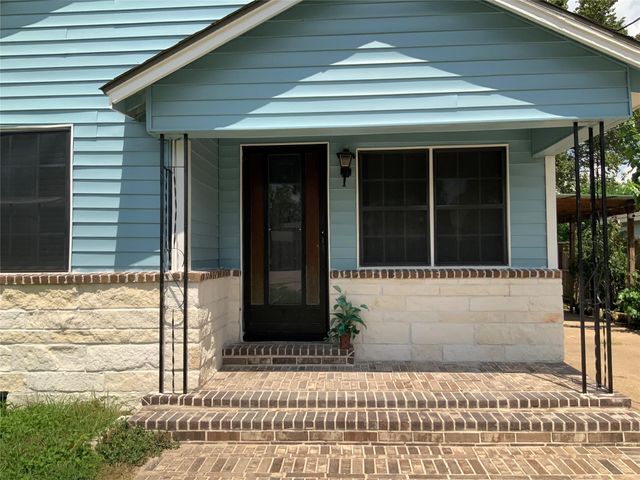 2415 Perry Street, Baytown, TX 77521