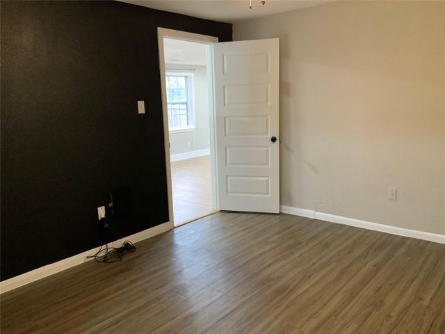 2415 Perry Street, Baytown, TX 77521