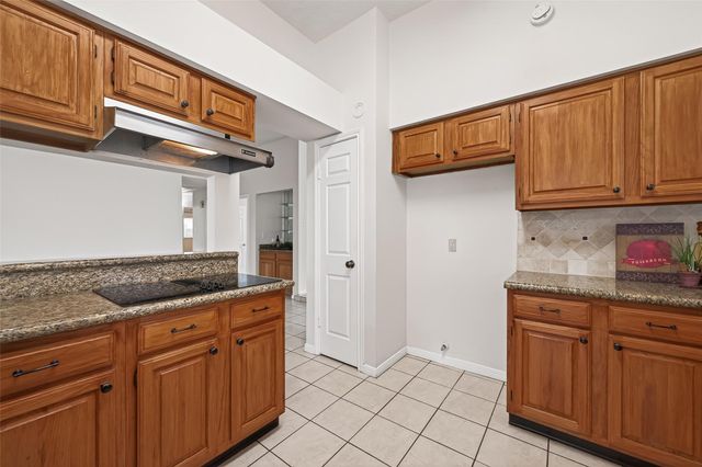 3806 Carya Circle, Sugar Land, TX 77479