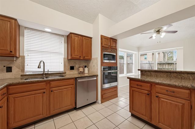 3806 Carya Circle, Sugar Land, TX 77479