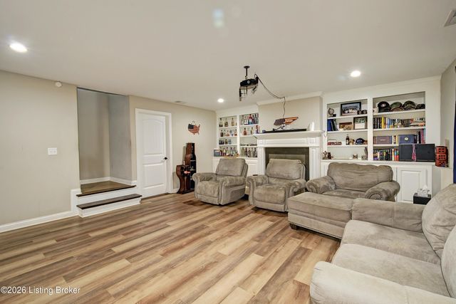 10804 Gordon Farm Trace, Louisville, KY 40291