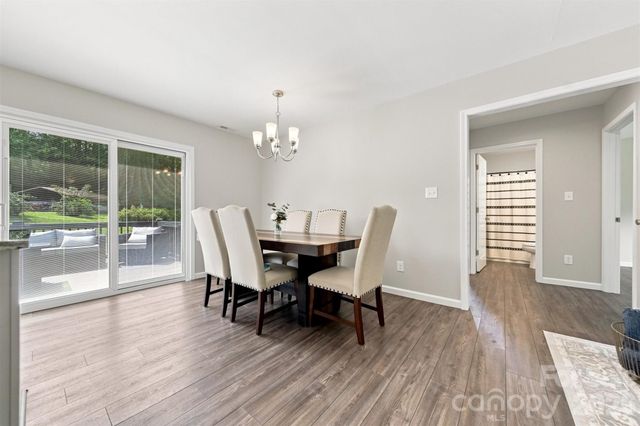2953 2nd Street Court NW, Hickory, NC 28601