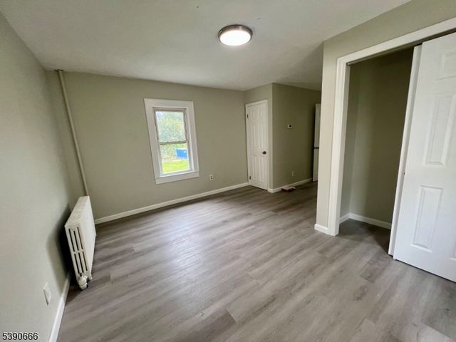 28 Harmony St, North Plainfield Boro, NJ 07060