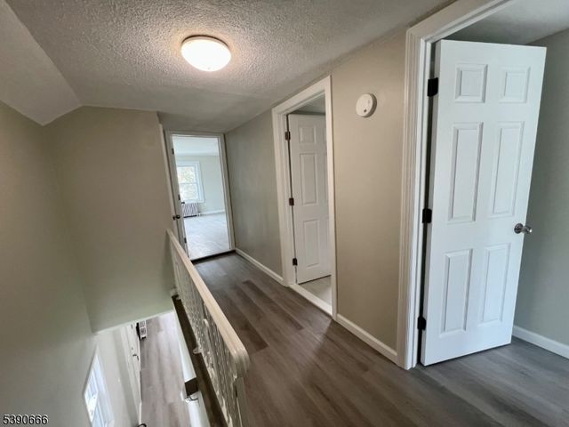 28 Harmony St, North Plainfield Boro, NJ 07060