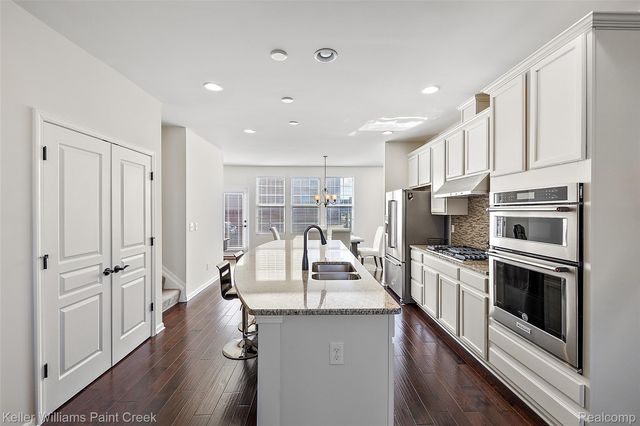 314 Glenhurst, Rochester Hills, MI 48307