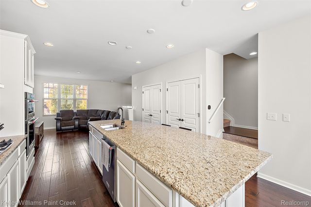 314 Glenhurst, Rochester Hills, MI 48307