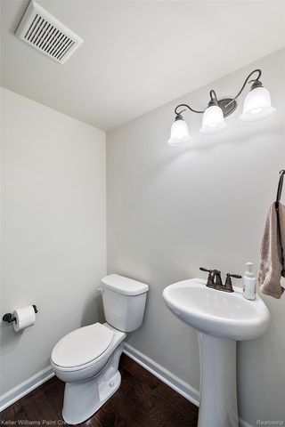 314 Glenhurst, Rochester Hills, MI 48307