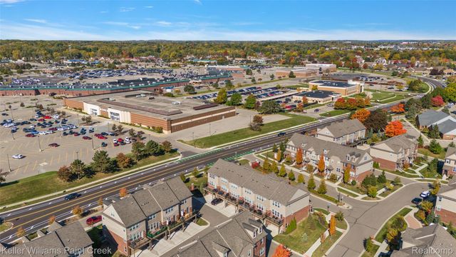 314 Glenhurst, Rochester Hills, MI 48307