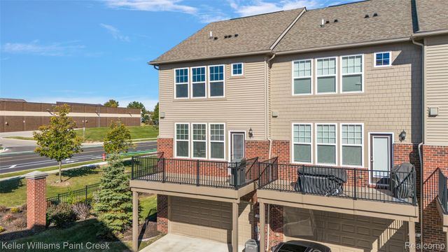 314 Glenhurst, Rochester Hills, MI 48307