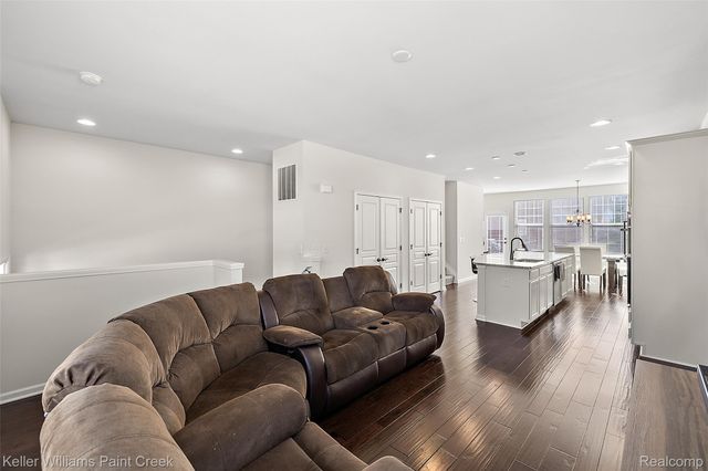 314 Glenhurst, Rochester Hills, MI 48307