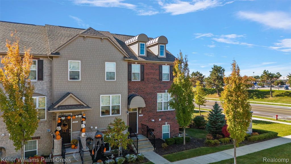314 Glenhurst, Rochester Hills, MI 48307