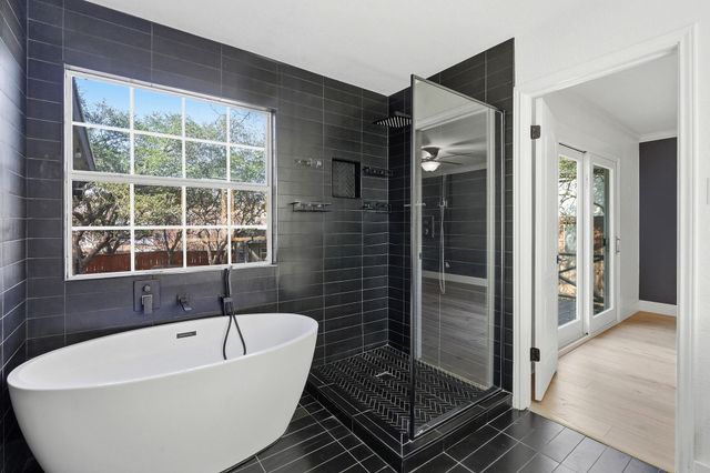 1511 Knoll Ridge DR, Cedar Park, TX 78613