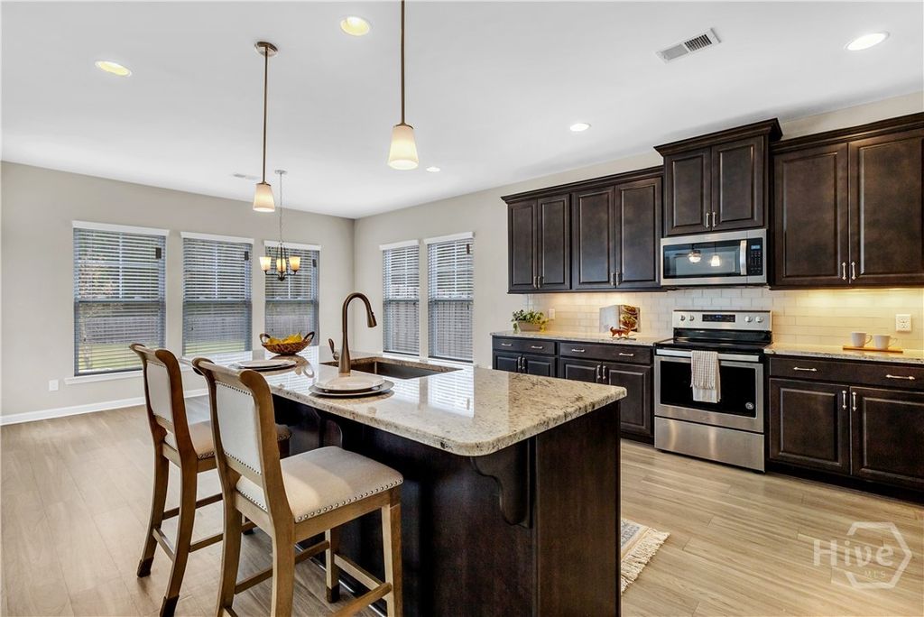 Image 18 of property listing at 264 Harmony Boulevard, Pooler, GA 31322