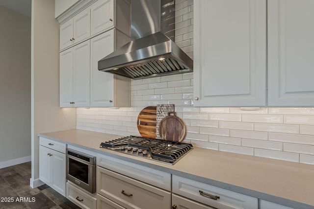 2660 E LONGHORN Court, Gilbert, AZ 85297