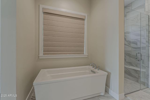 2660 E LONGHORN Court, Gilbert, AZ 85297