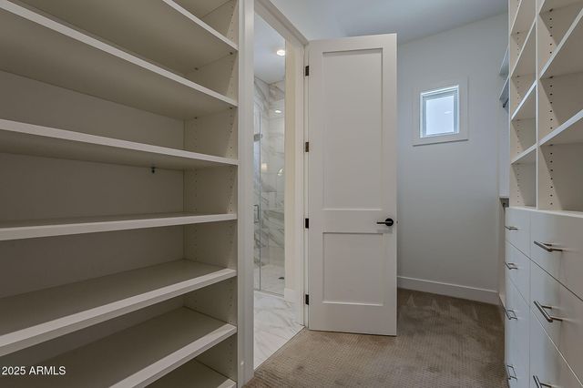 2660 E LONGHORN Court, Gilbert, AZ 85297