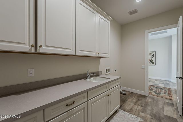 2660 E LONGHORN Court, Gilbert, AZ 85297