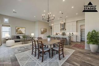 2660 E LONGHORN Court, Gilbert, AZ 85297