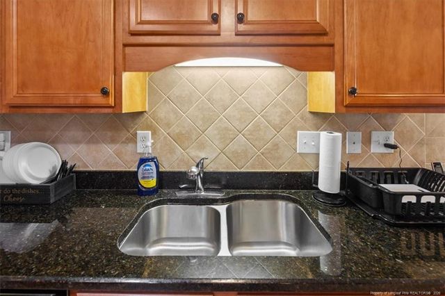 5704 Gentleman Drive, Hope Mills, NC 28348