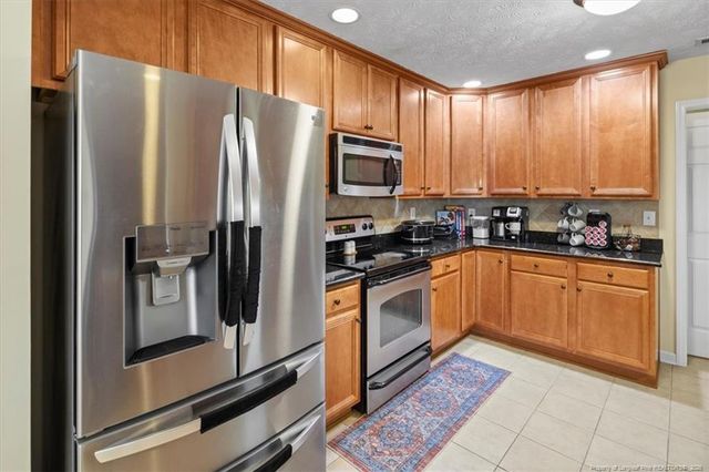 5704 Gentleman Drive, Hope Mills, NC 28348