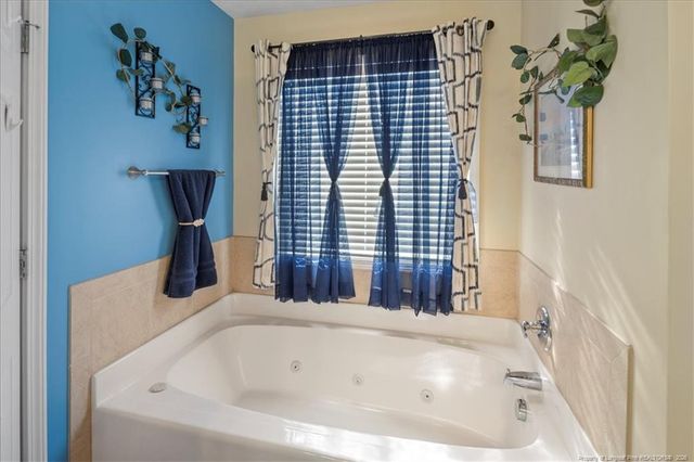 5704 Gentleman Drive, Hope Mills, NC 28348