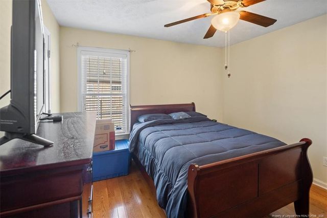 5704 Gentleman Drive, Hope Mills, NC 28348