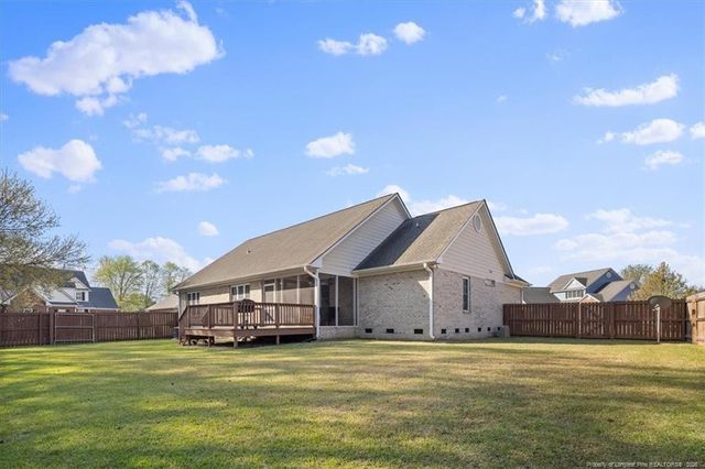 5704 Gentleman Drive, Hope Mills, NC 28348