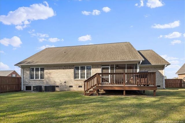 5704 Gentleman Drive, Hope Mills, NC 28348