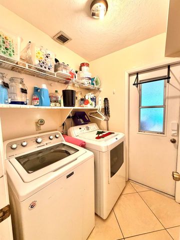 505 SE 18th Way, Okeechobee, FL 34974